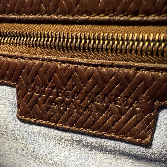 Bottega Veneta Intrecciato Shoulder Bag Brown Leather - Picture 8 of 16